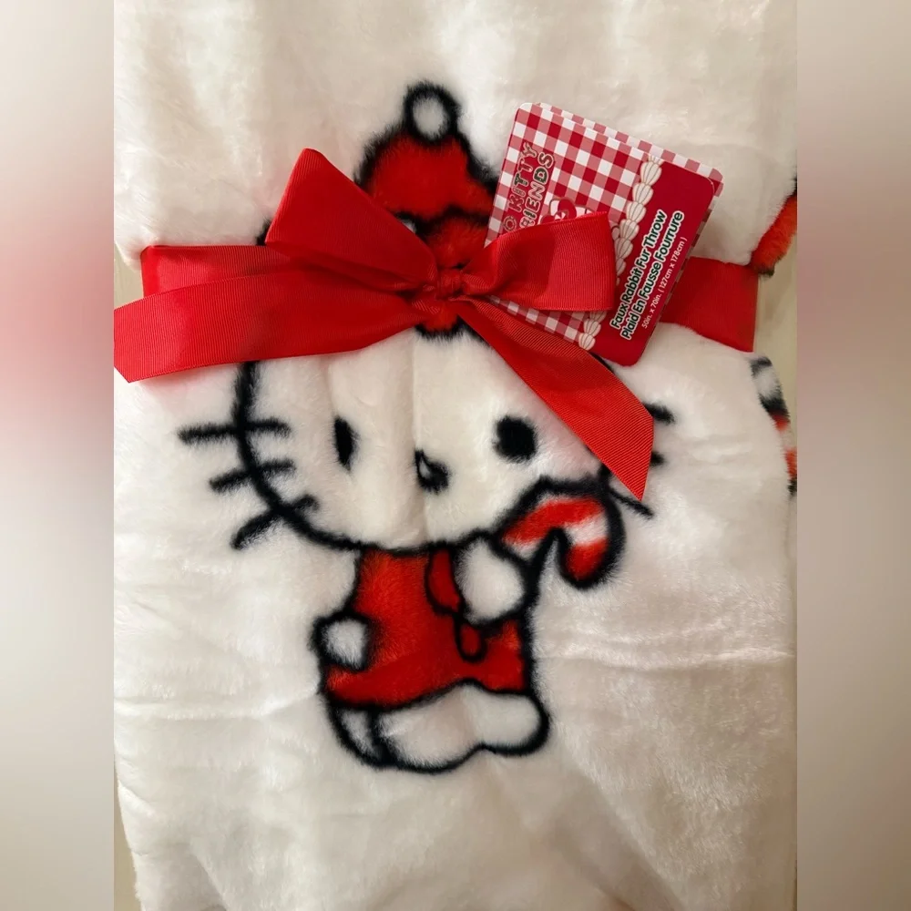 CHRISTMAS Hello Kitty Faux Rabbit Blanket